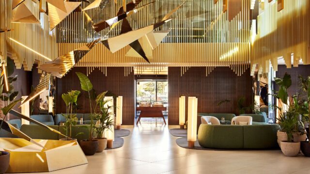 BCNUB-P0383-Lobby-Main-View.4×3.jpg