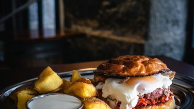 Hamburger_Porca_Vacca_Madrid-762×1024-1.jpg