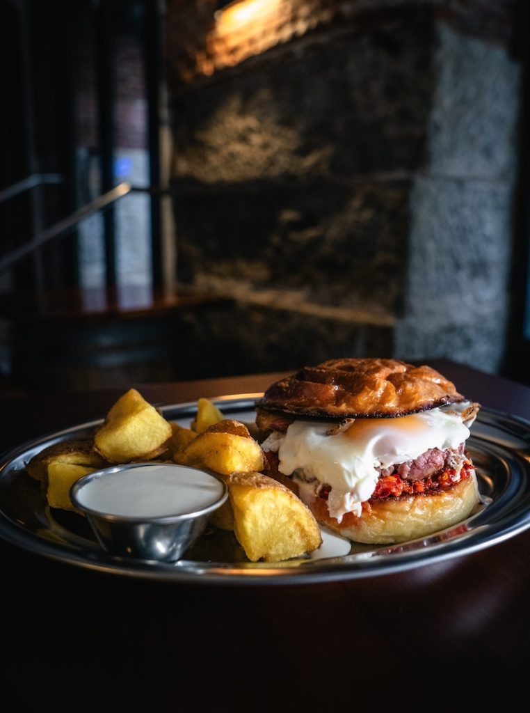Hamburger_Porca_Vacca_Madrid-762×1024-1.jpg