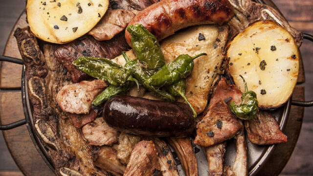 Las-Brasas-de-Vulcano-Parrillada-Carnes-jpg.jpg