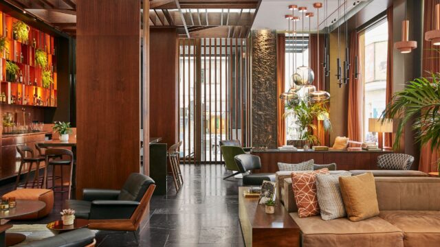 MADRP-P0170-Lobby-Seating-Area-Daytime.16×9.jpg