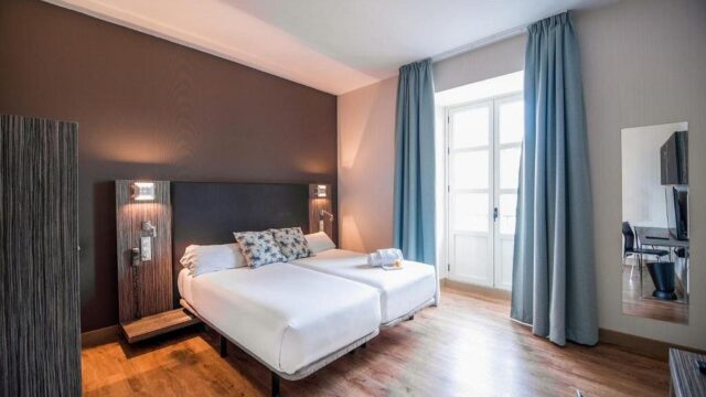 c73d16-guest-room.jpg
