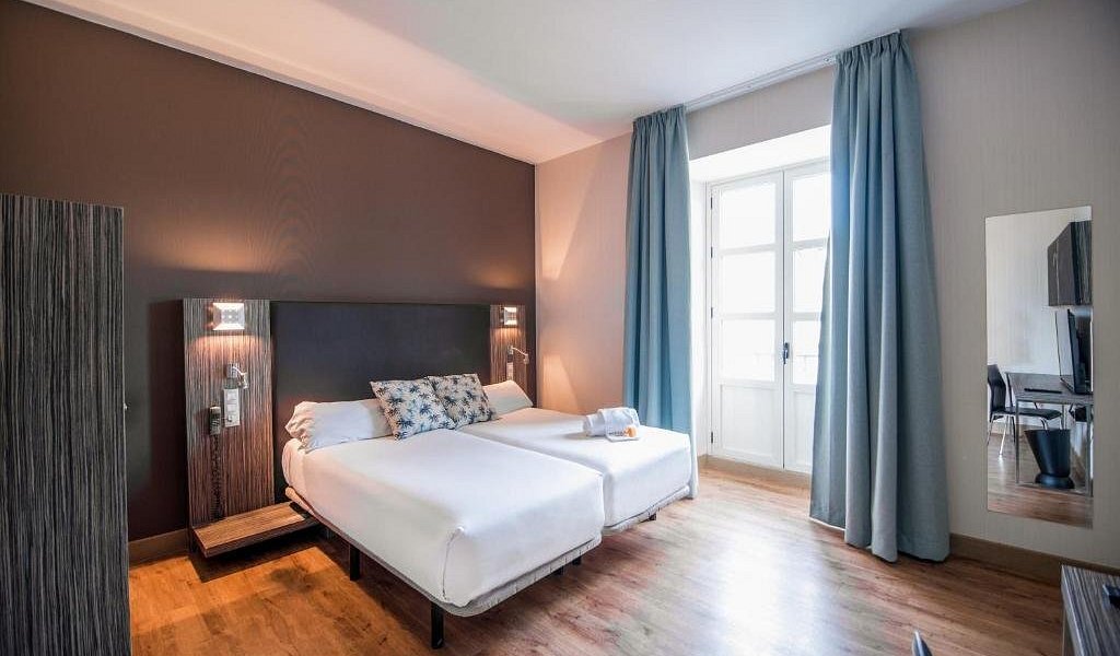 c73d16-guest-room.jpg