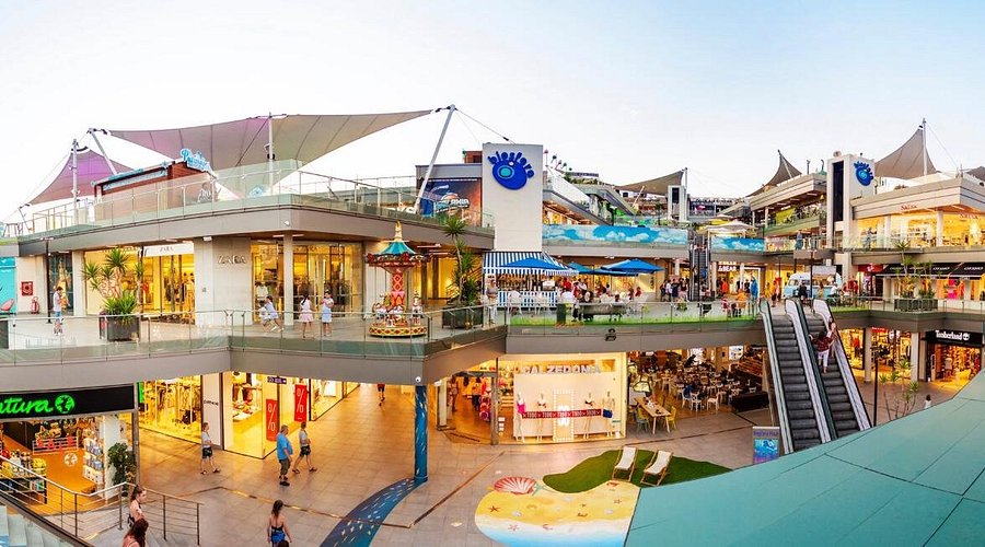 cc-biosfera-plaza-exterior.jpg