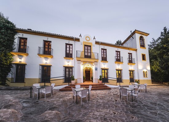 hotel-humaina.jpg