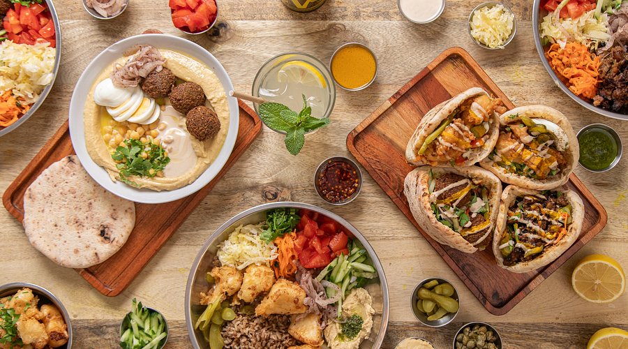 hummus-with-falafel-and.jpg
