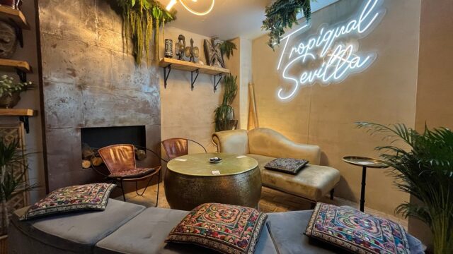lounge.jpg