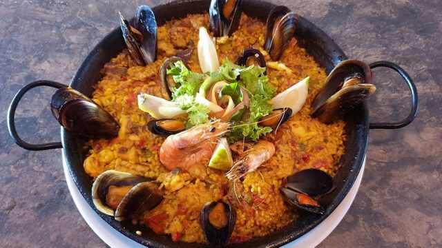 paella-de-pescados-y.jpg