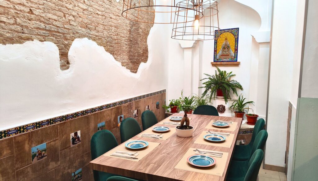 patio-de-madreselva-tapas.jpg