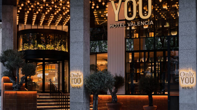 pre2-only-you-hotel-valencia-facade-32282.jpg